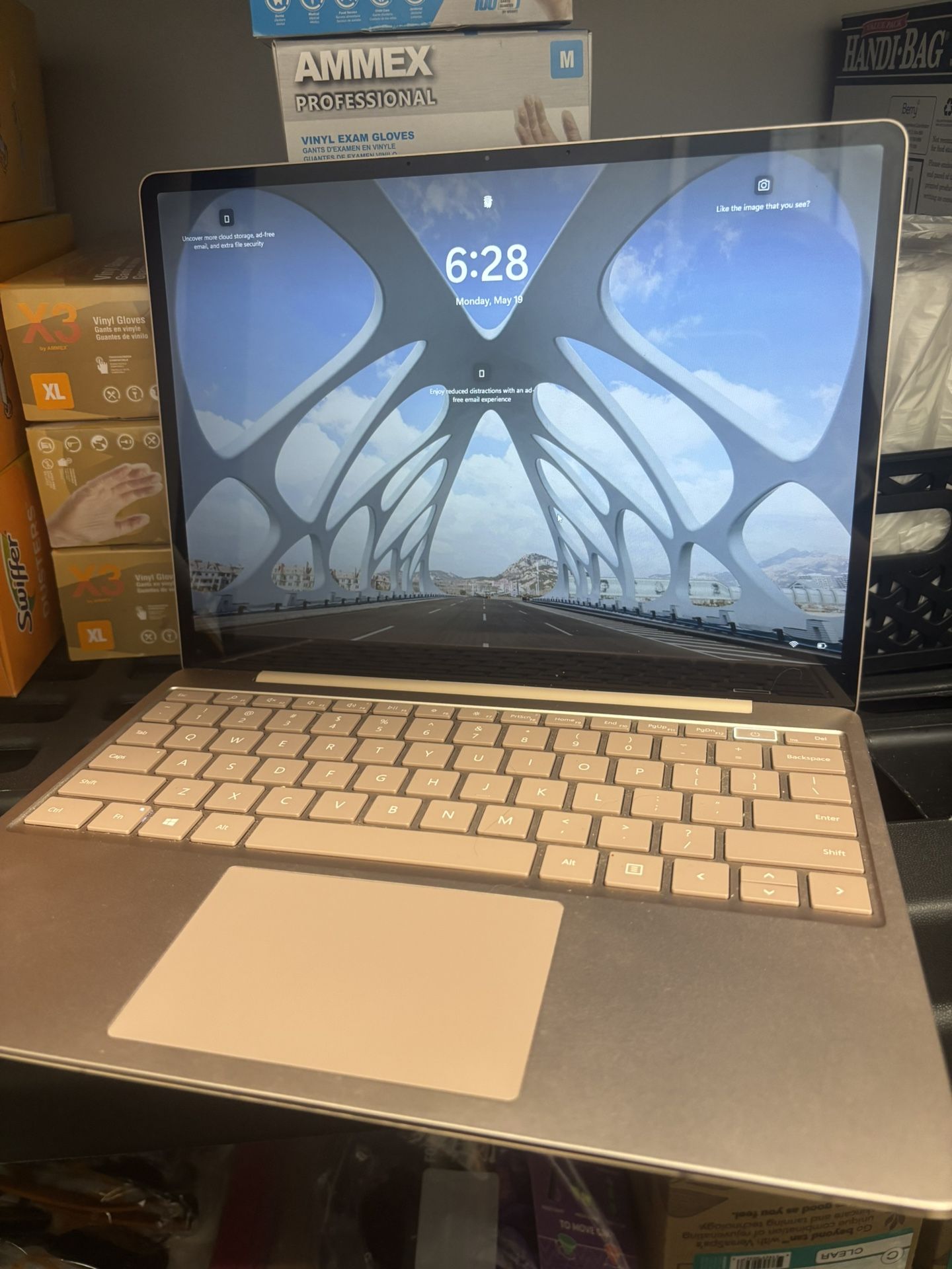 Microsoft surface Go Laptop