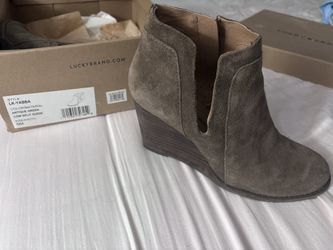 Lucky Brand Antique Green Boots Size 6