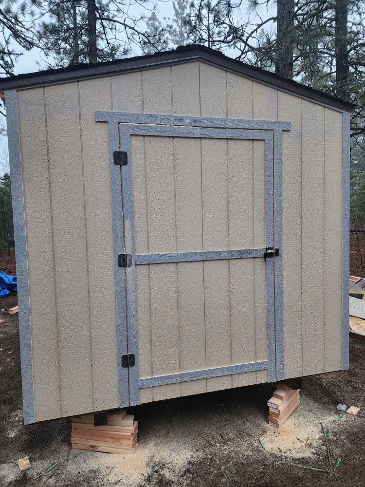 12x8ft Shed (Delivery Available)