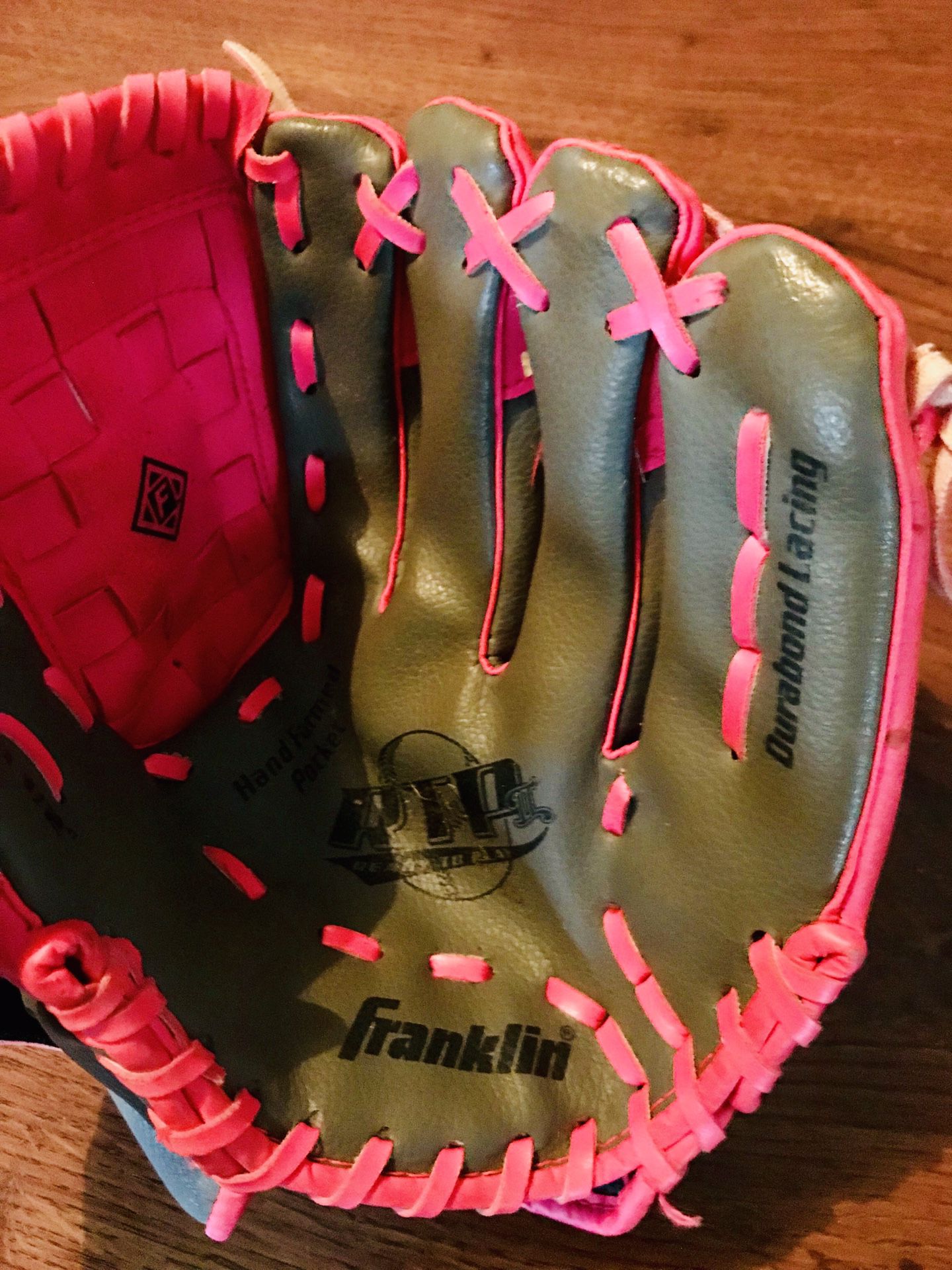 Baseball Mitt / Glove