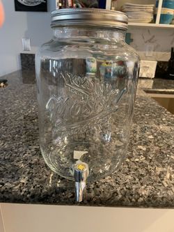 Mason jar with spigot