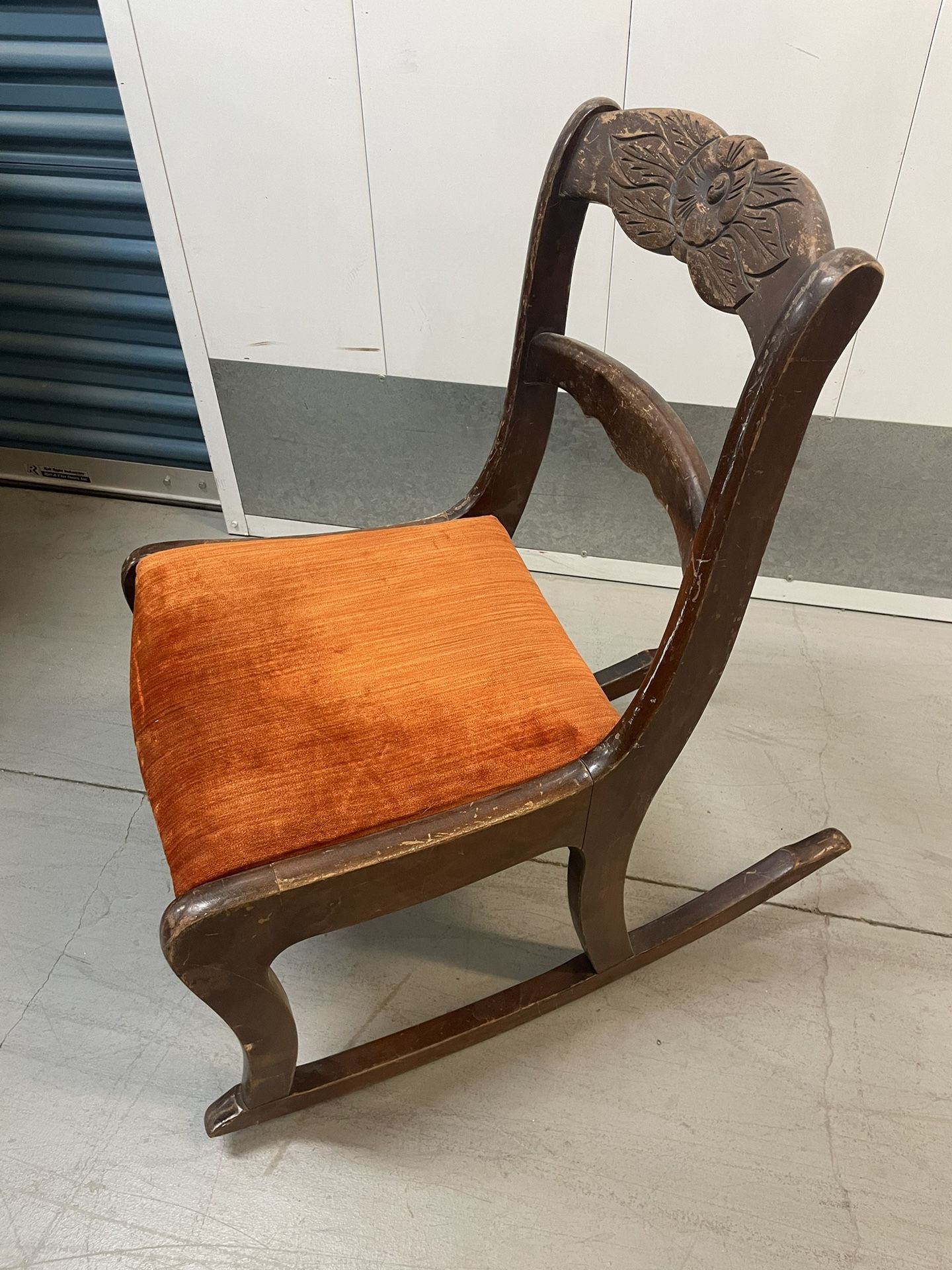 Vintage Duncan Phyfe Rose Back Mahogany Rocking Chair 