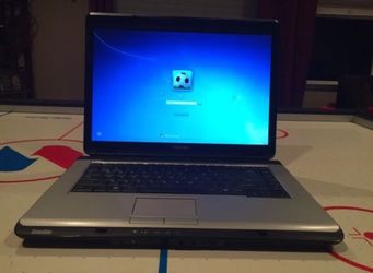 Toshiba Satellite Laptop with HD Screen