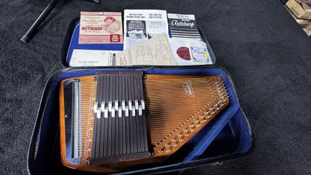 Oscar Schmidt Autoharp -Model 12- Made In USA (w/Hard case)