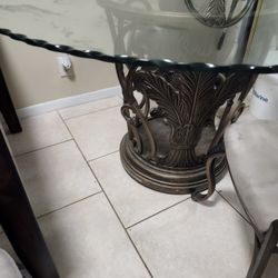 54-inch Round Glass  dining table with base & 4  chairs $50.