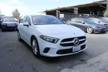 2020 Mercedes-Benz A 220