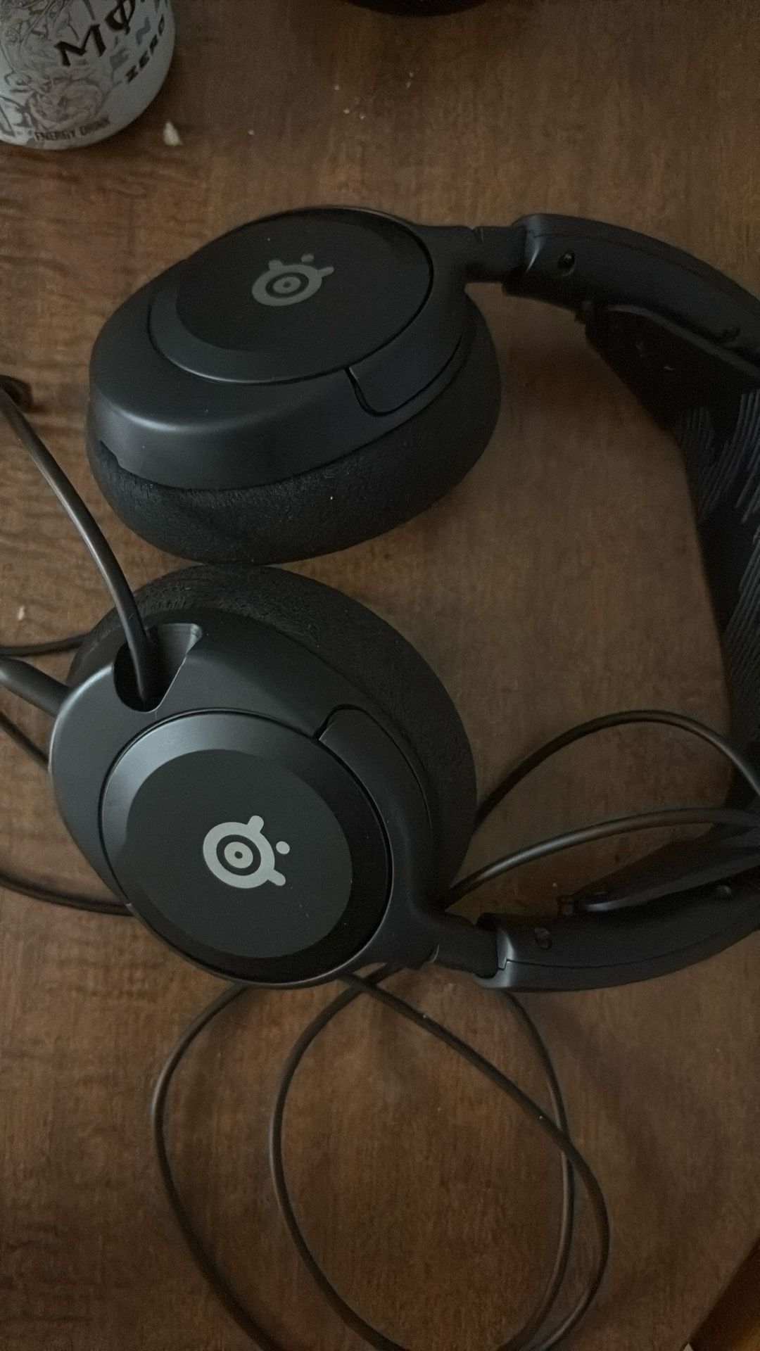 Steel Series Arctis Nova