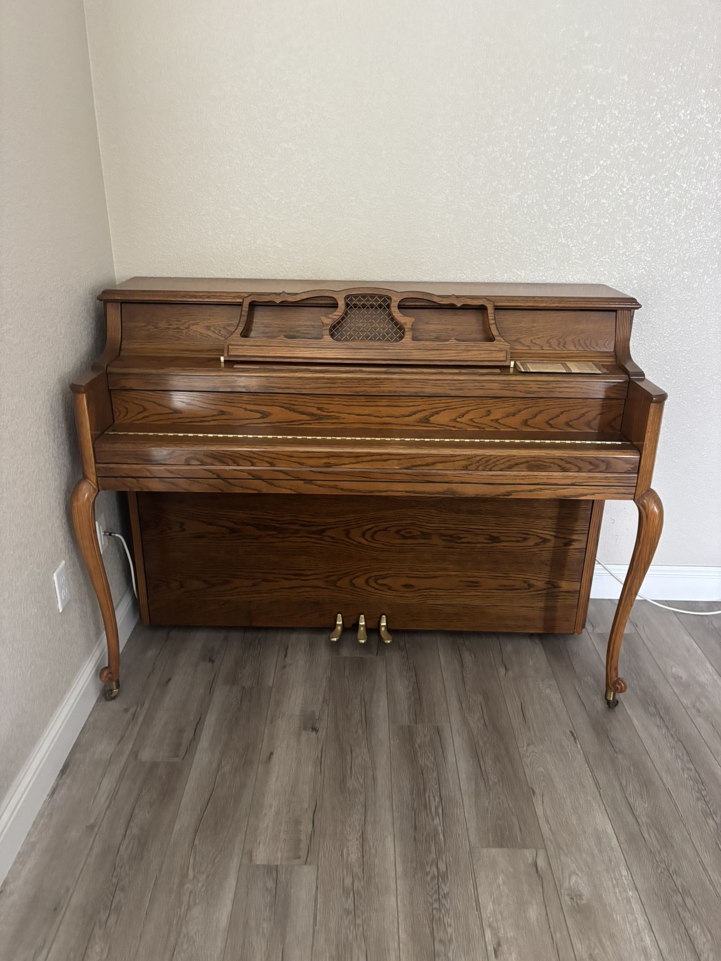 Kawai Piano 