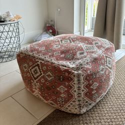 Ottoman Pouf