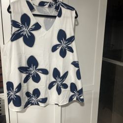 Sleeveless Blouse White With Blue Flowers, Size 3XL