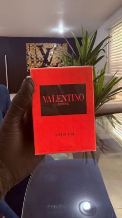 Valentino mujer