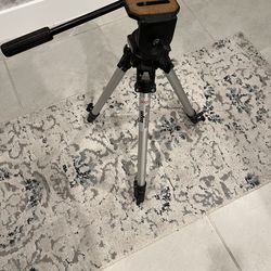 Professional Tripod