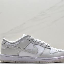 Nike Dunk Low Photon Dust 72