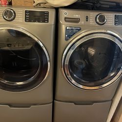 Like New GE 7.8 Cubic Feet Smart Washer And Dryer