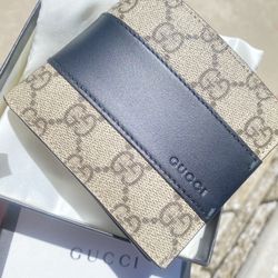 Gucci Wallet (Authentic )
