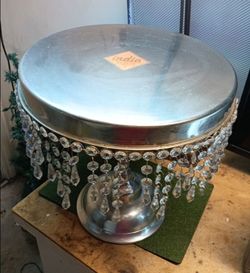 Wedding cake stand
