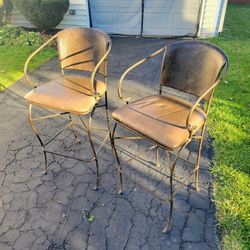Peir 1 Bar Stools 