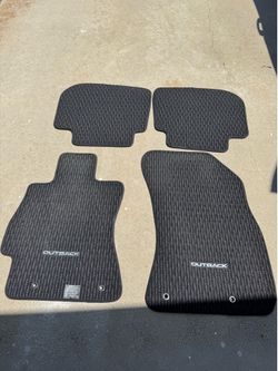 2015 Subaru Outback Floor Mats