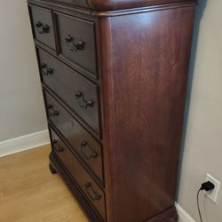 Bedroom Chest