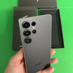 Samsung Galaxy S25 Ultra 256gb Unlocked For Any Carriers ( Liberado)