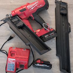 Milwaukee M18 21 Degree Framing Nailer OBO