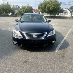2010 Lexus LS 460