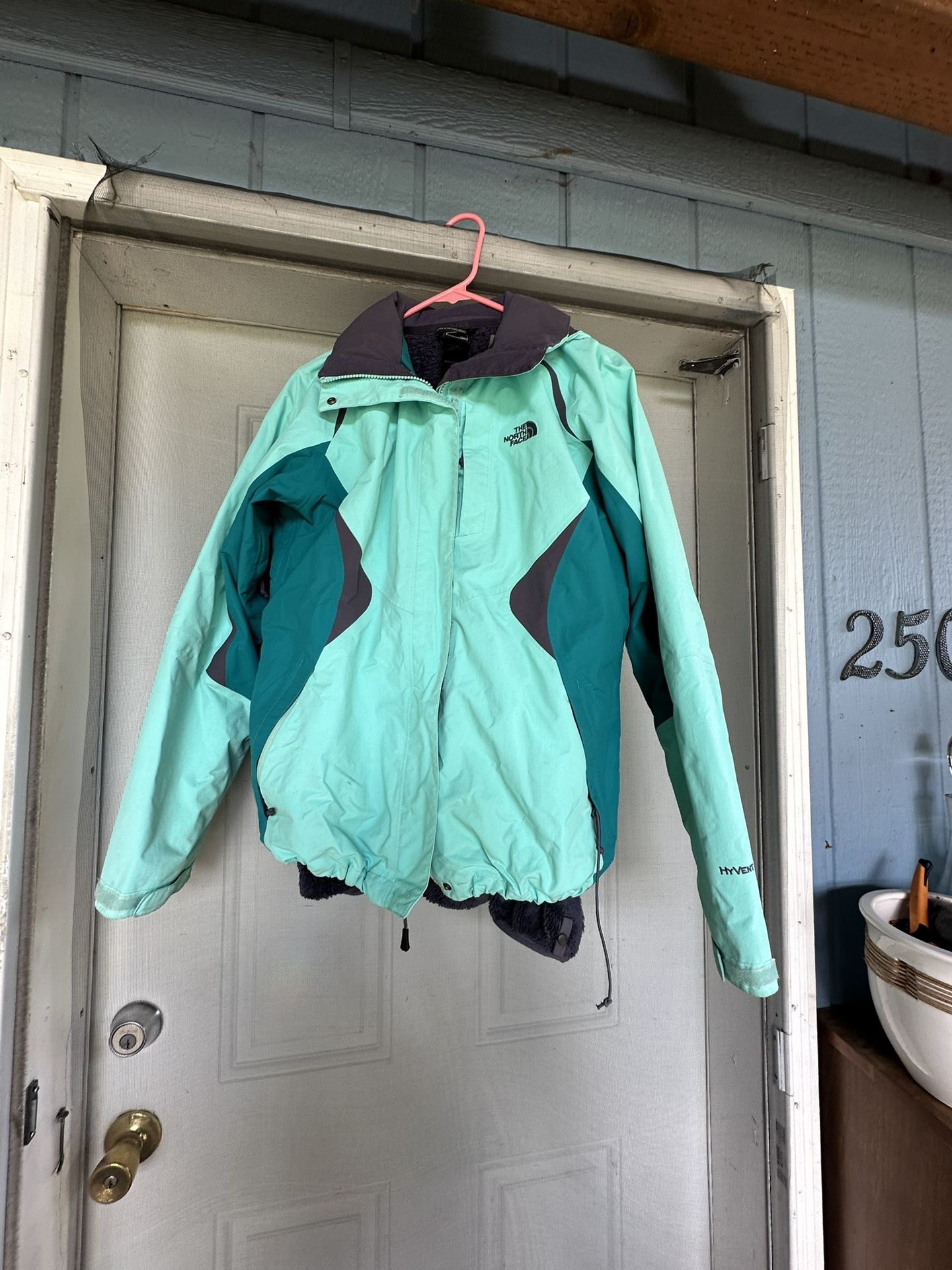 Women’s Large North face Dryvent Windbreaker/ With Purple Fleece Jacket