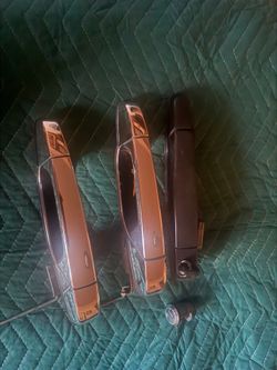 2007 -14 door handles
