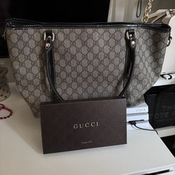 Gucci Tote With Matching Wallet