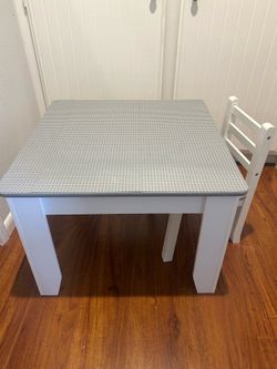 Toddler DIY Lego Table and Chairs(2)