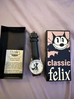Classic Felix Analog Watch