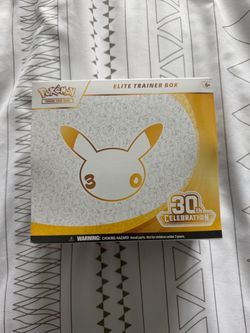 Pokemon 30th Celebration ETB