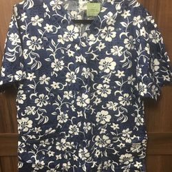 Nursing scrubs size SMALL, navy and white hibiscus print. Available this sat June 16th, in Oceanside if you want to try it on.