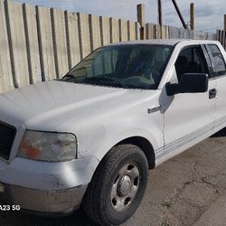 2004 Ford F150 For Parts 
