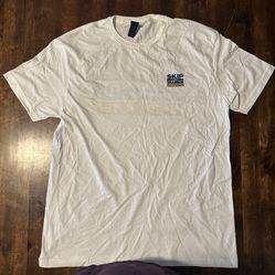 Gildan Skip and Shannon Undisputed T-shirt Large