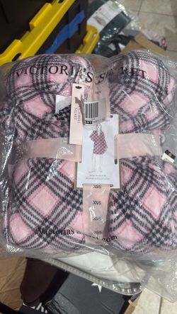 Victoria's Secret Short Plush Robe XS/S