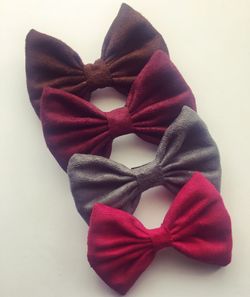 Small suede clip Bows