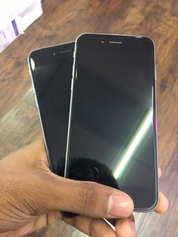 iPhone 6 16GB / 64GB Factory Unlocked Excellent Condition With Free Charger