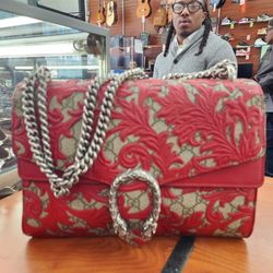 Gucci Supreme Arabesque