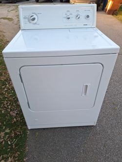 Secadora whirlpool de gas  trabaja muy bien y en muy buenas condiciones y muy limpia con una semana de garantía.