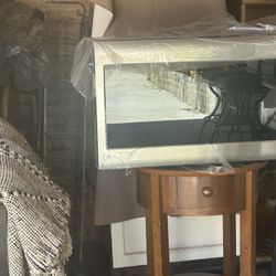 LG Over The Stove Microwave 