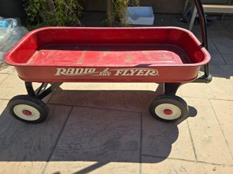 Metal radio flyer wagon