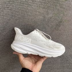 Hoka One One Clifton 9 Low Triple White 