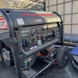 Predator Generator 13,000 Watt Tri Fuel. 