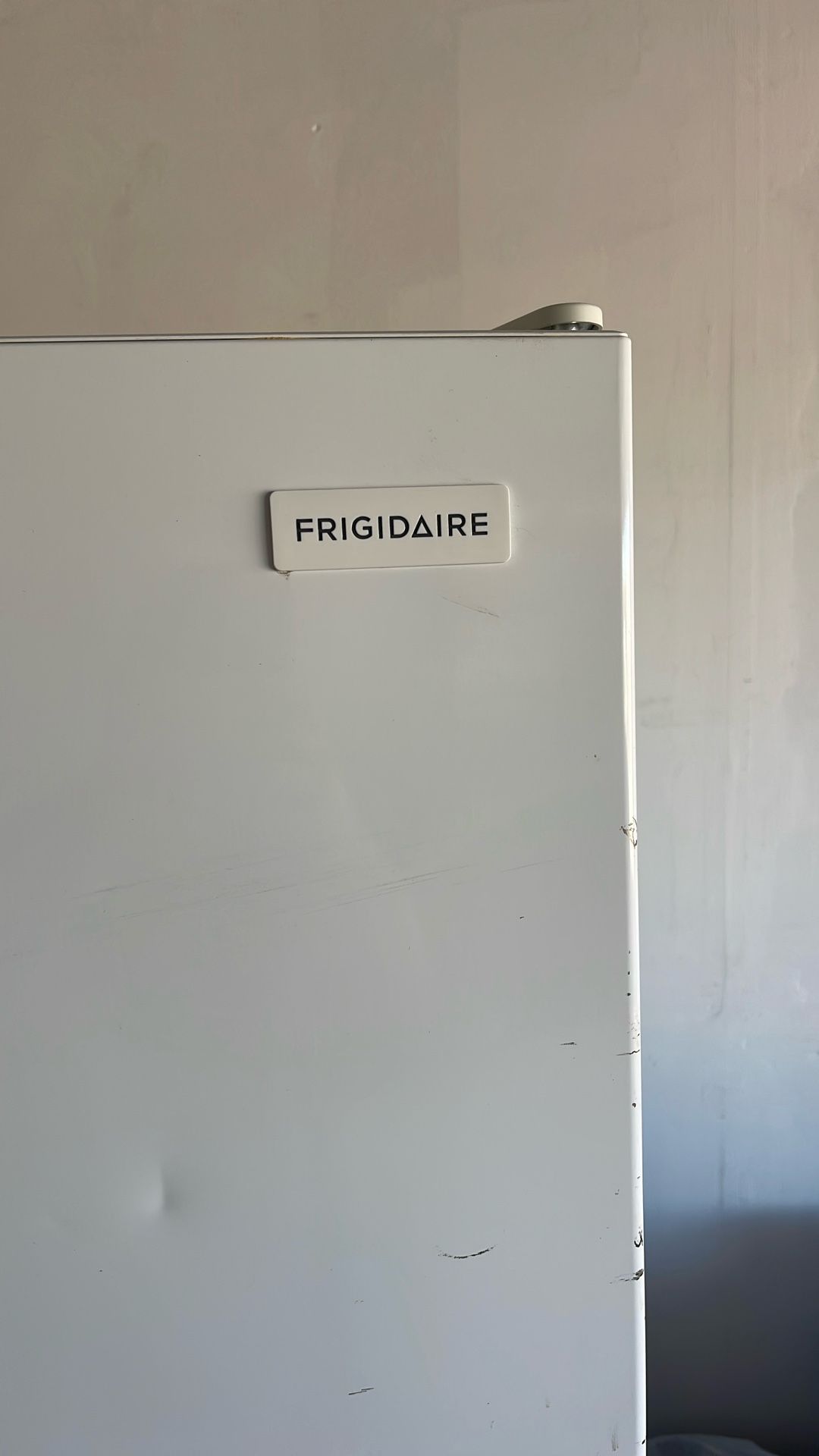 Frigidaire Standing freezer
