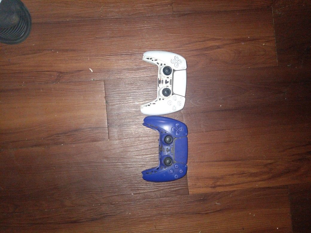 Broken PS5 Controllers