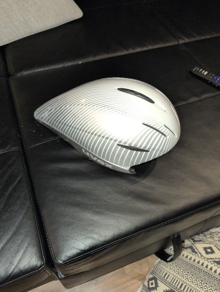 Aerodynamic Cycling Helmet