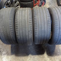 285/45R22 PIRELLI SCORPION ZERO SET OF 4 TIRES 