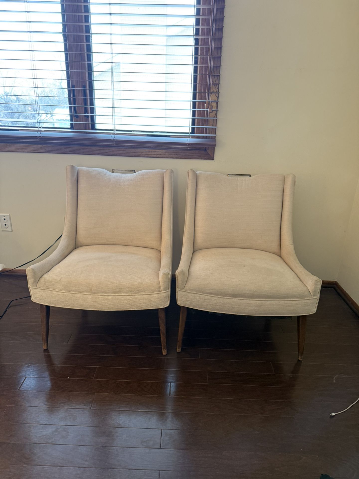 Mid Century Modern Beige Slipper chairs