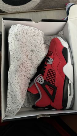 Jordan 4 Toro Bravo (Size 6.5y)